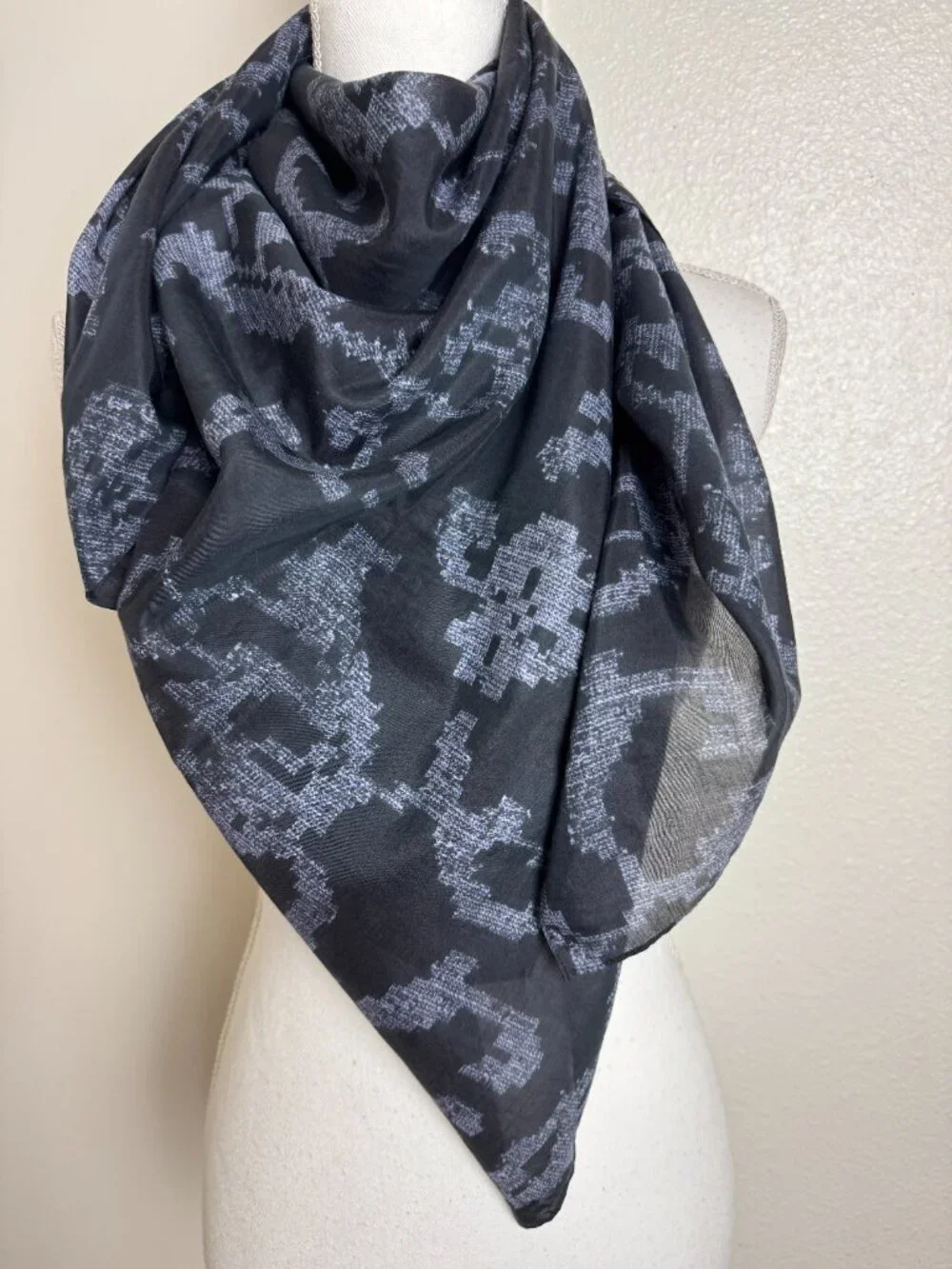 Rag & Bone Ultra Lightweight Soft  Scarf Cotton & Silk 47